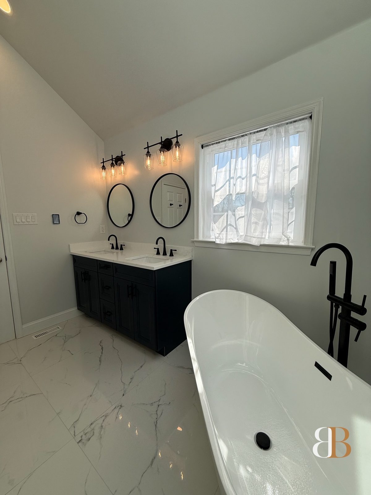 Modern bathroom remodel in Blue Bell by B&B Associates Creations — photo 6