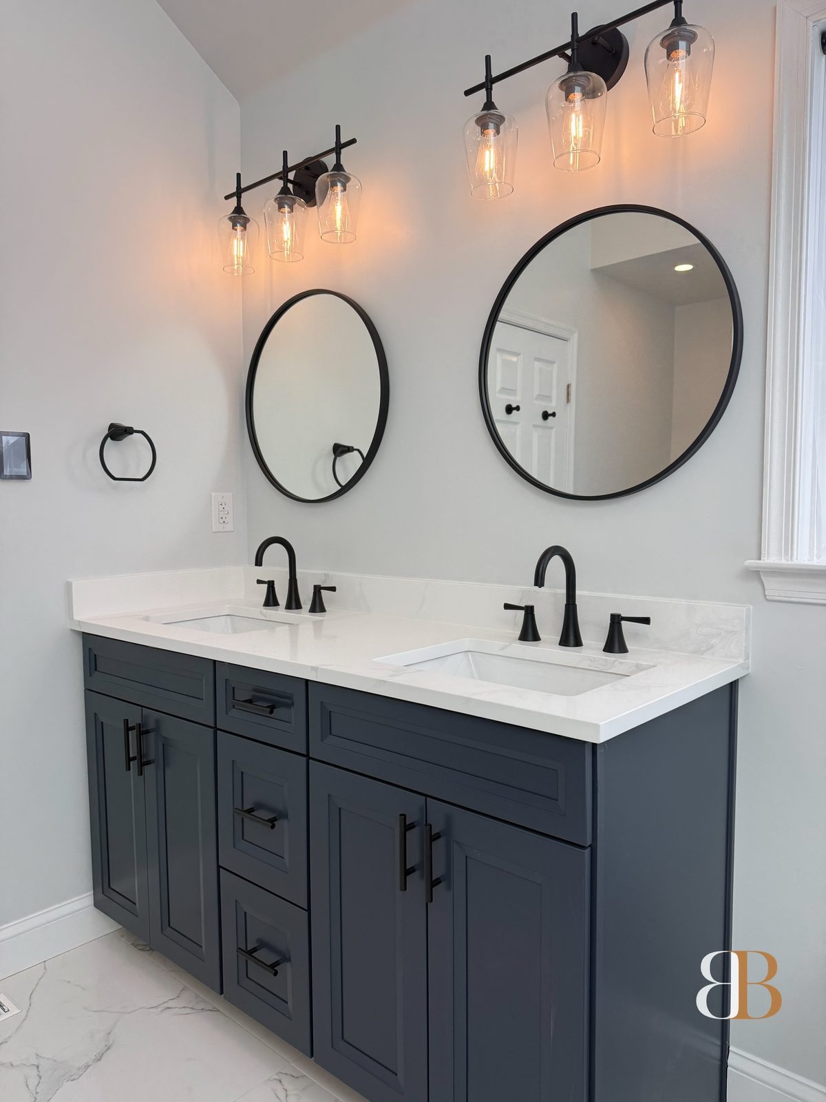 Modern bathroom remodel in Blue Bell by B&B Associates Creations — photo 12