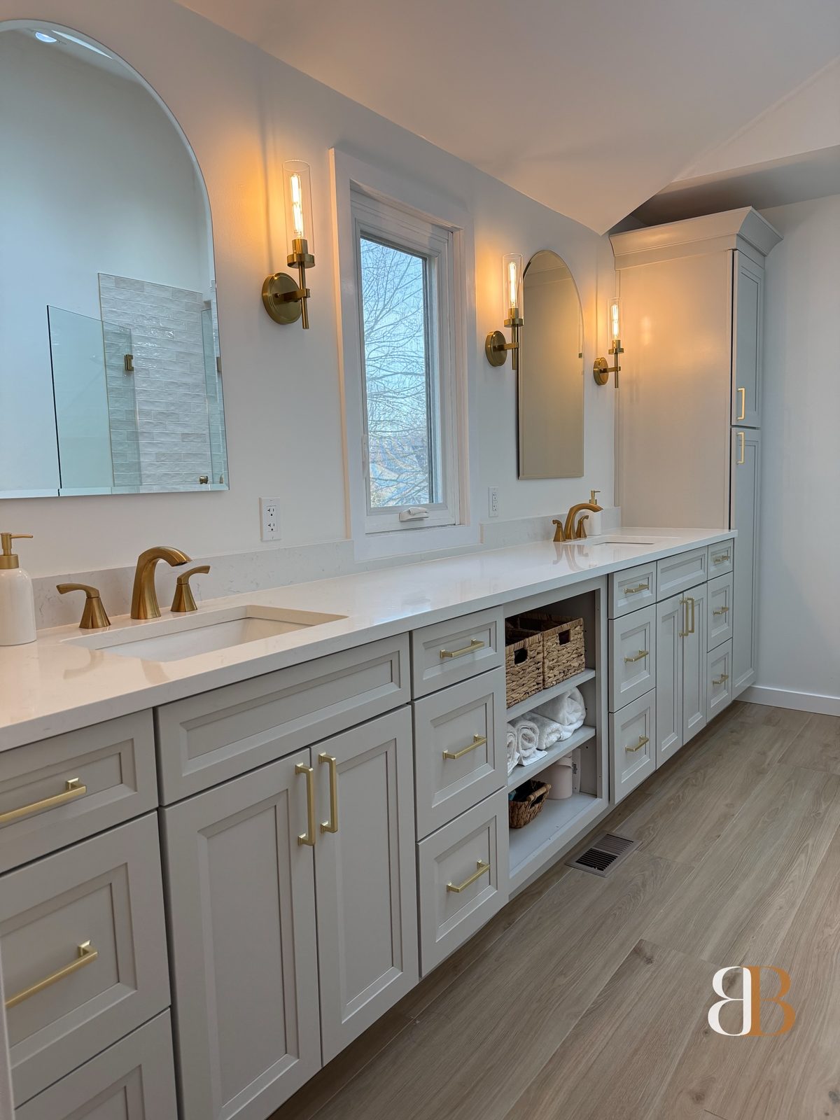 Classic bathroom remodel in Fort Washington by B&B Associates Creations — photo 2