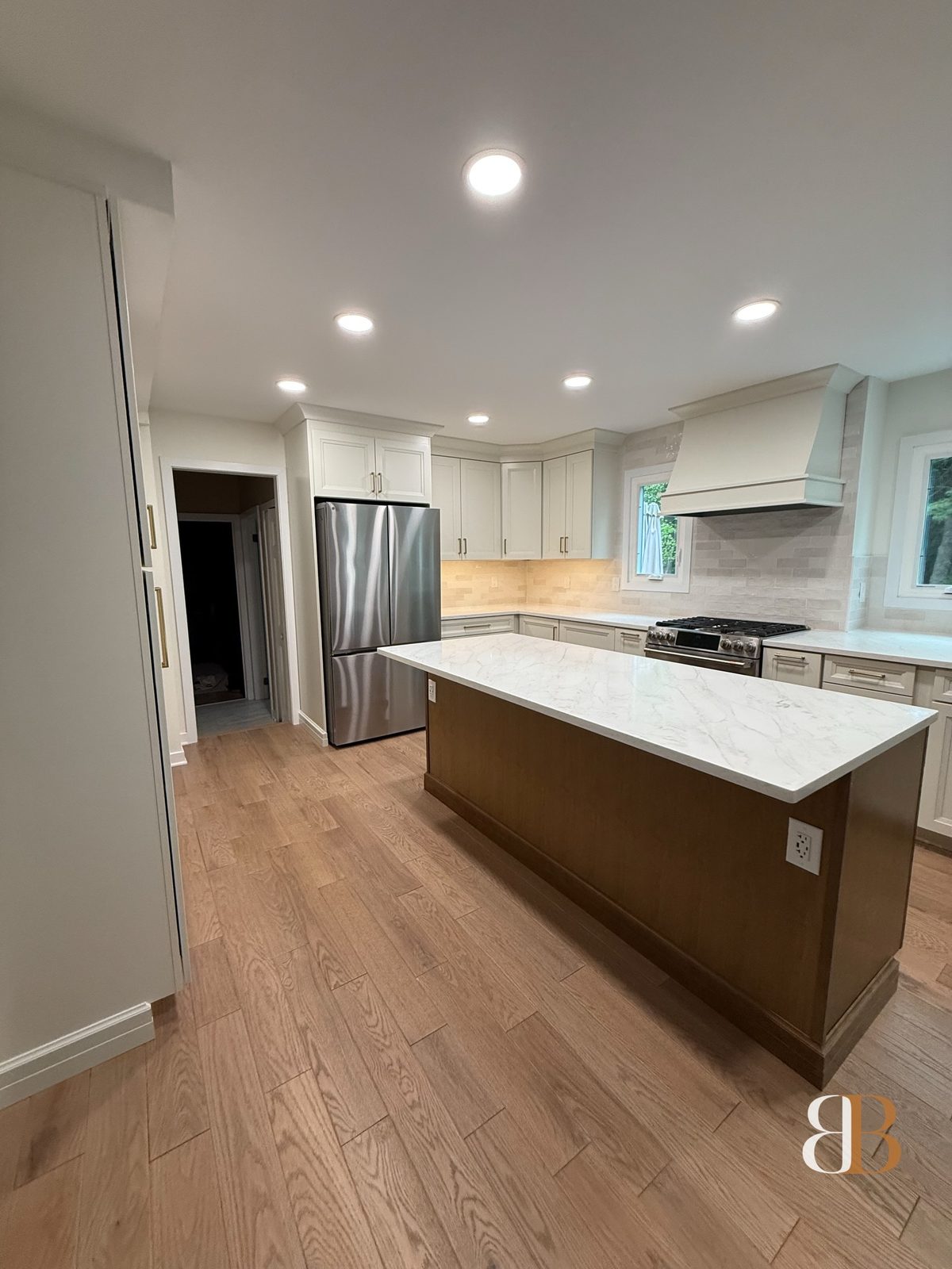 Transitional kitchen remodel in Fort Washington by B&B Associates Creations — photo 2