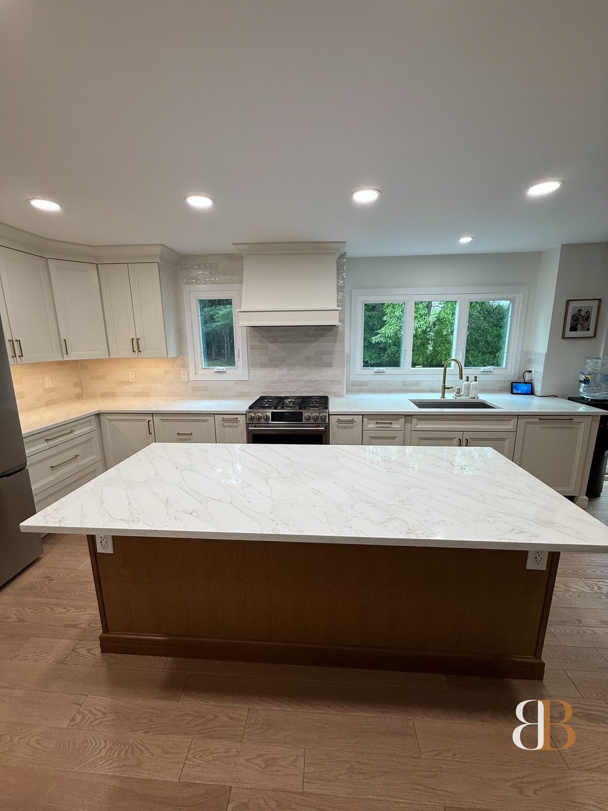 Transitional kitchen remodel in Fort Washington by B&B Associates Creations — photo 3