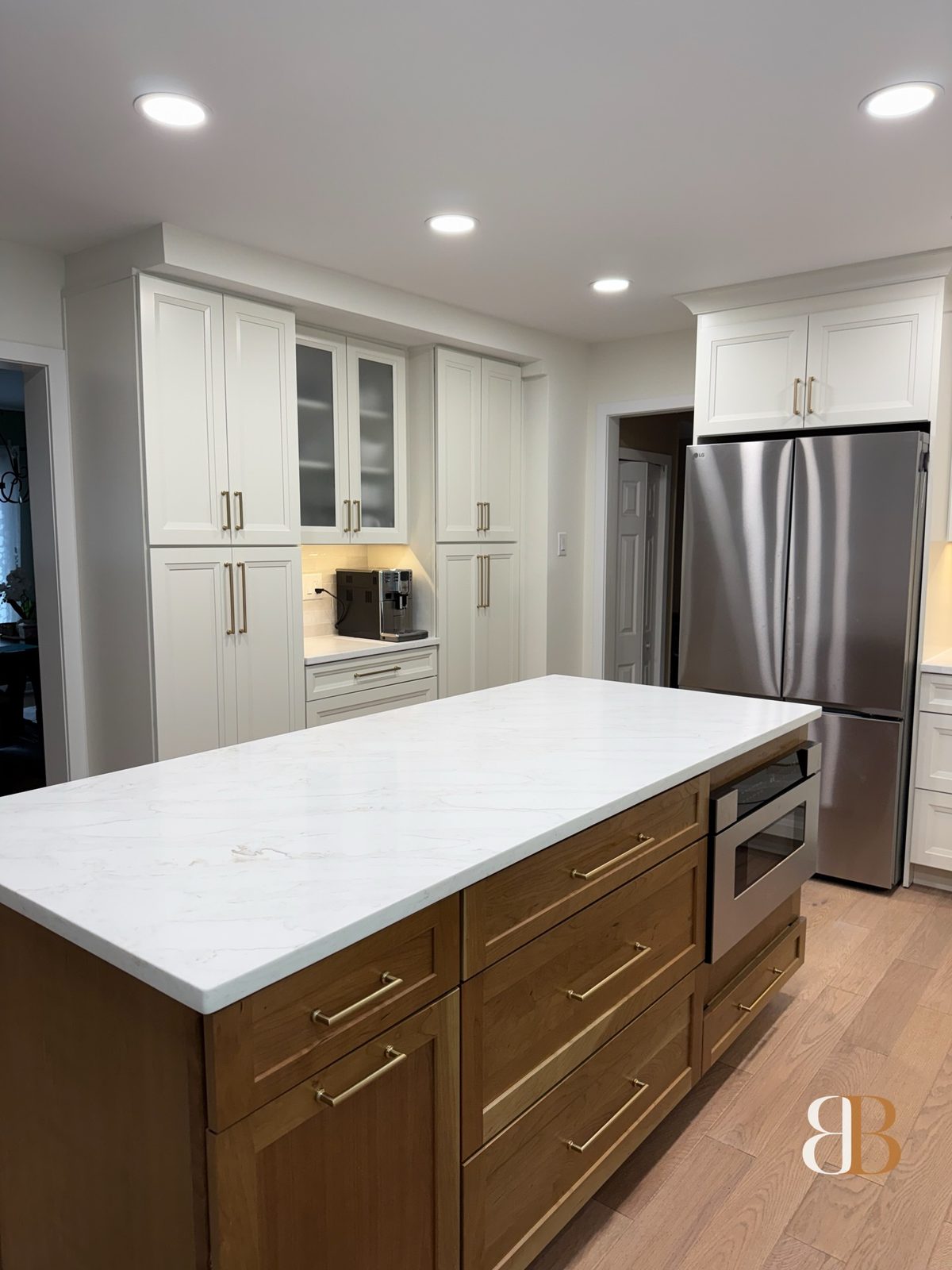 Transitional kitchen remodel in Fort Washington by B&B Associates Creations — photo 12