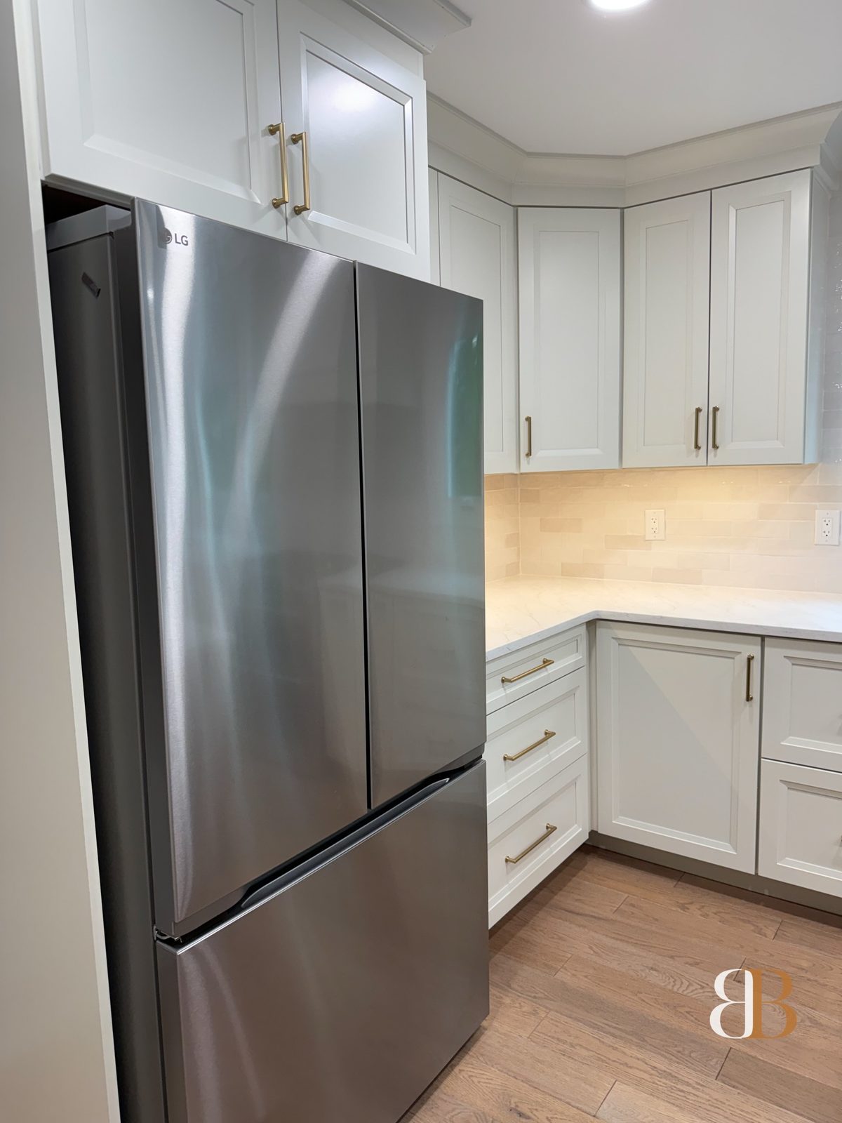Transitional kitchen remodel in Fort Washington by B&B Associates Creations — photo 14